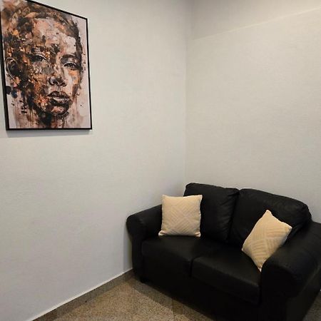 Newly Renovated 2 Rooms Apartment Downtown Nitra Eksteriør billede